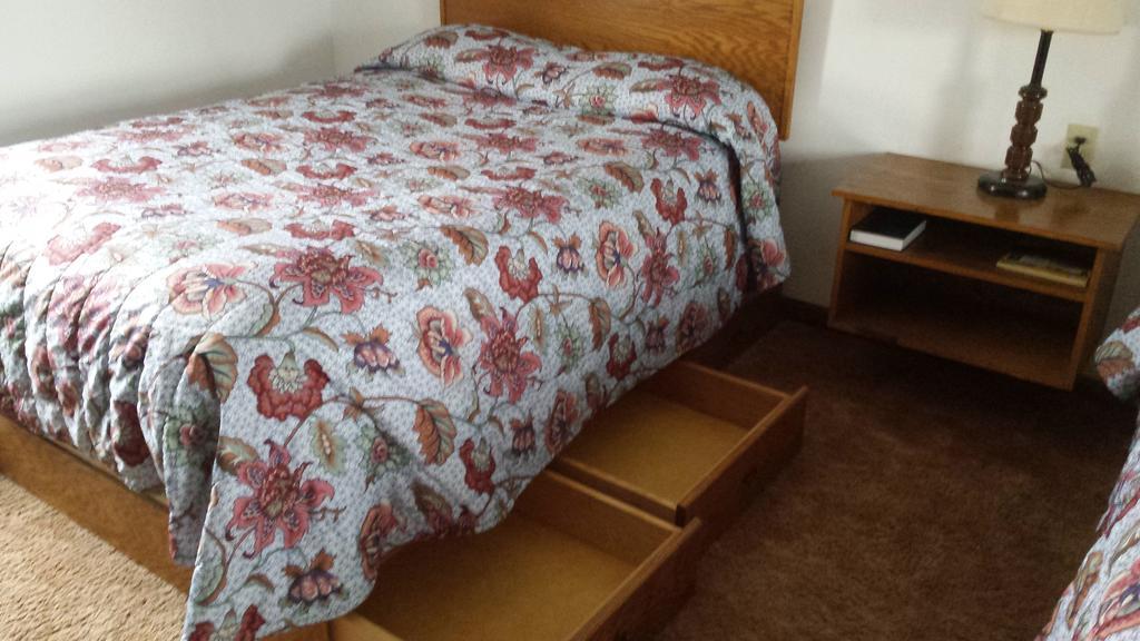 Cool City Motel Two Rivers Kamer foto